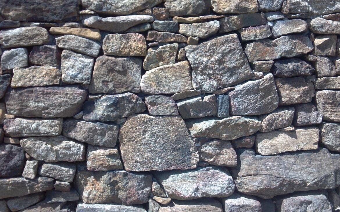 stone retaining wall