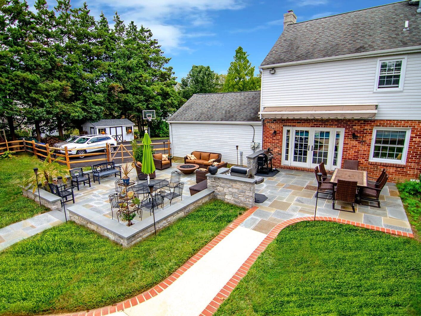 brick lined stone patio